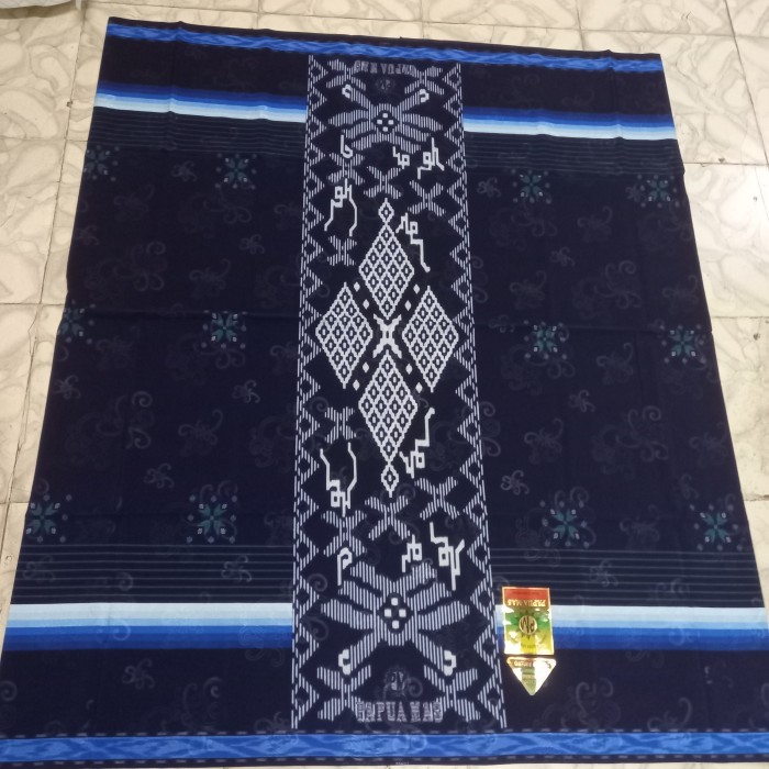 Sarung Sarung Papua Mas Samarinda . Sarungnya licin, mudah kering dan rapi - Navy lis Putih original