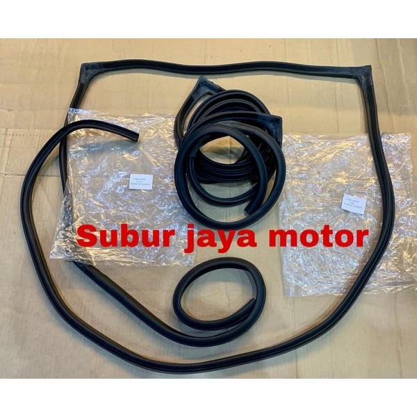 Karet Pintu Depan Hardtop 2F Fj40 Bj40 Fj45