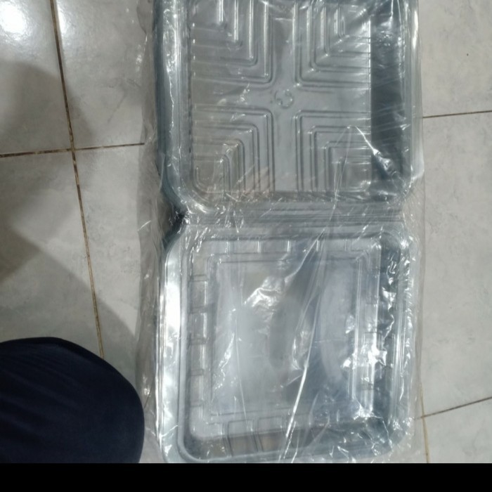 MIKA BOX MIKA KUE BENTUK PERSEGI UK 22 X 22