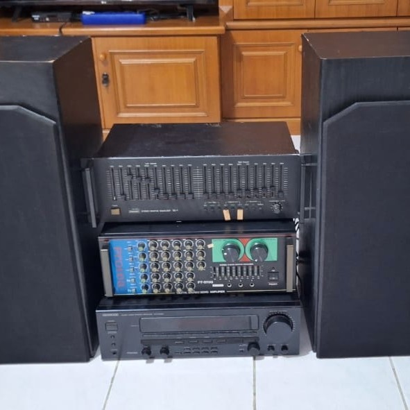 cusss order] Speaker + Amplifier Audio Stereo Bekas Tahun 2010