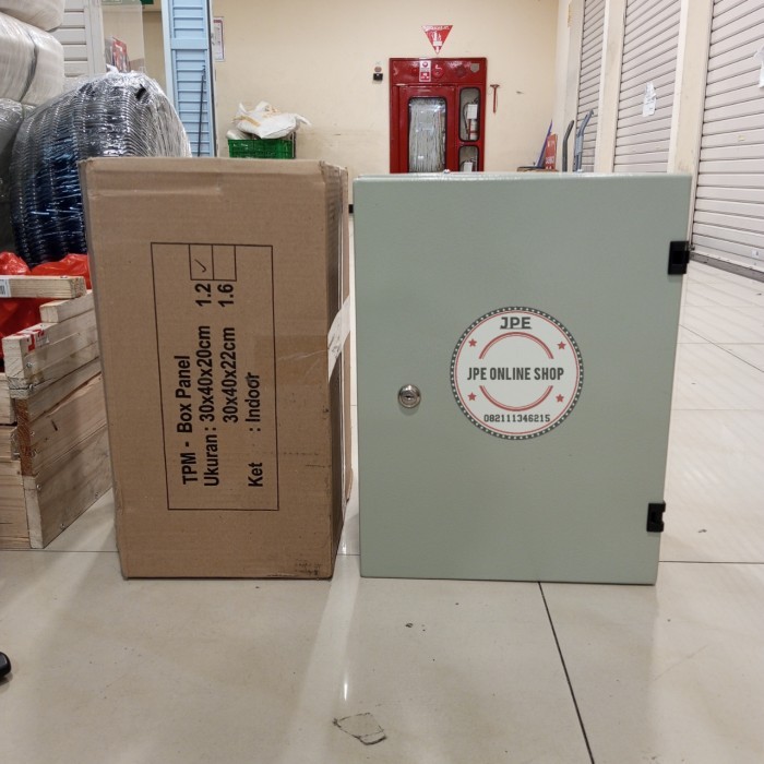 Box Panel Indoor 30 x 40 x 20 cm Tebal Plat 1.2mm