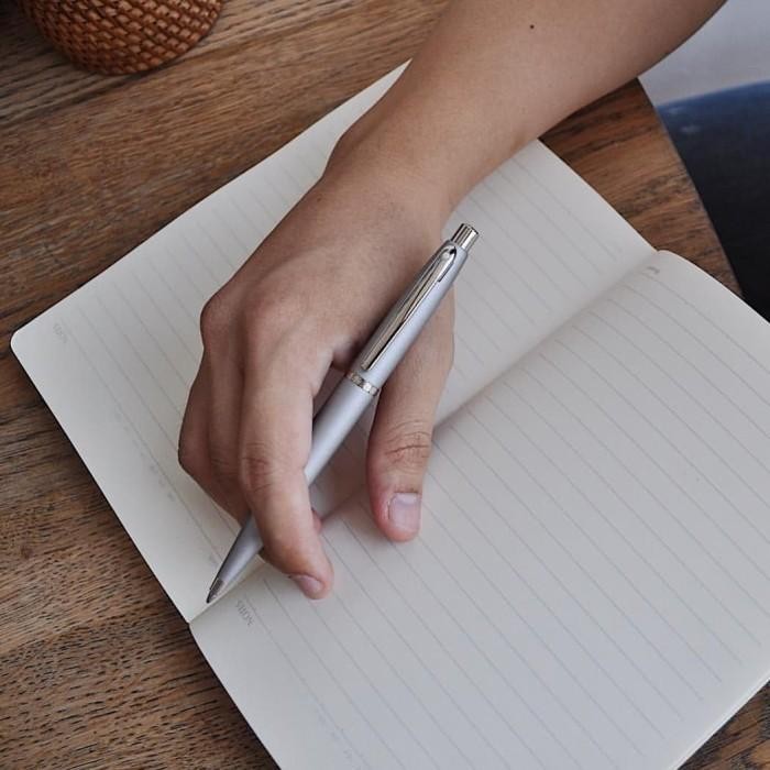 

Sheaffer VFM Strobe Silver 9400 Ballpoint Original