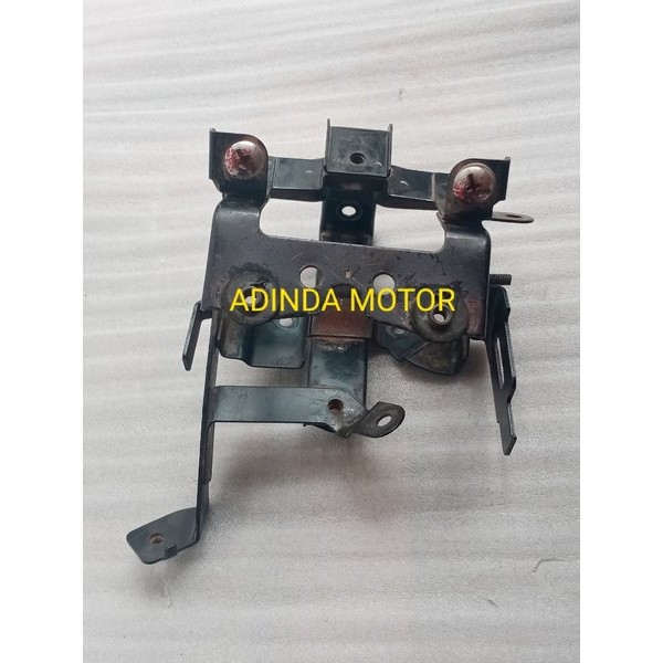 Box Dudukan Tempat Aki Vario 110 Karbu Lama Original Termurah Langka