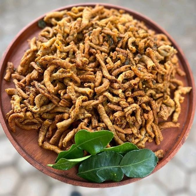 

BIG SALE KERIPIK USUS PEDAS DAUN JERUK 1 BAL !!!!!