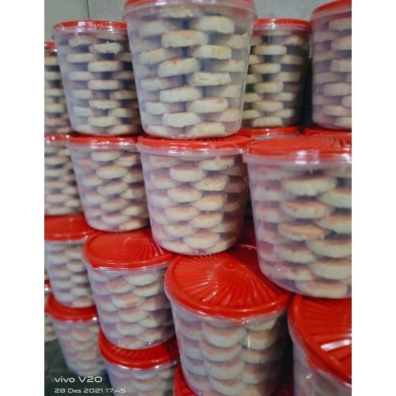 

rt-342 kue kacang jember berat 1kg /kue kering Terlaris