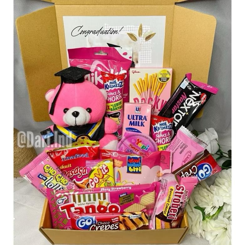 

Promo Hemat! SNACK BOX Kado Wisuda / Hampers Hadiah Wisuda / Hampers Snack Murah Premium / Gift Box Graduation / Kado Wisuda / Hadiah Graduation / Hadiah wisuda / Kado Graduation / Hadiah Kelulusan Original