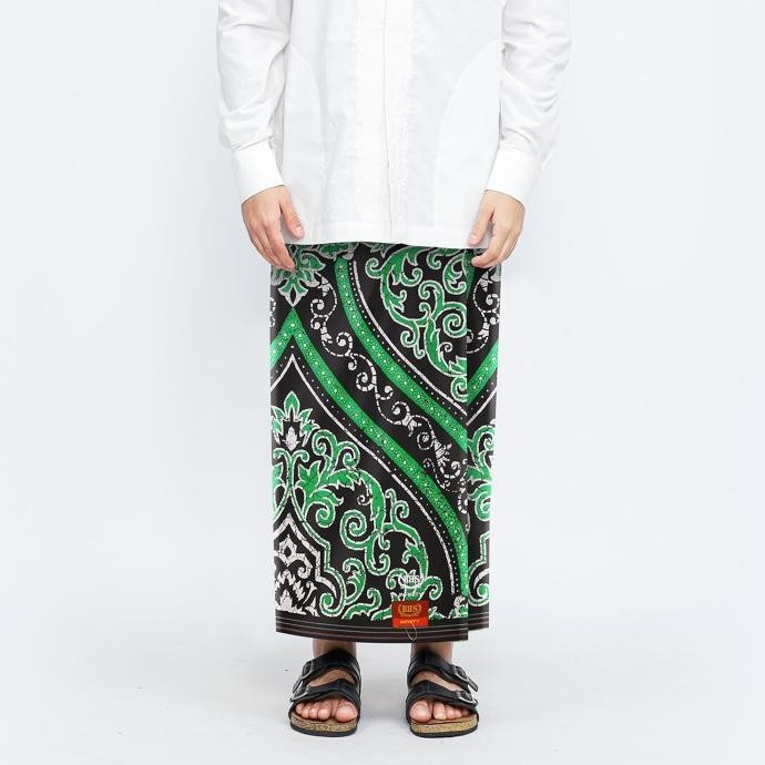 Miliki Sarung Bhs Infinity Gold Motif V34 Cba 050