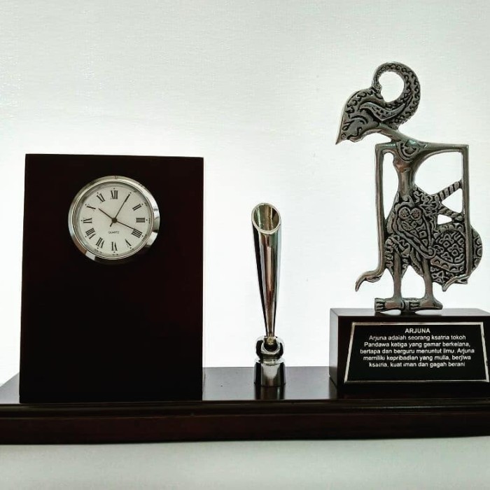 

Tempat Kartu Tempat Kartu Nama Tempat Bulpoin Meja Kantor Wayang