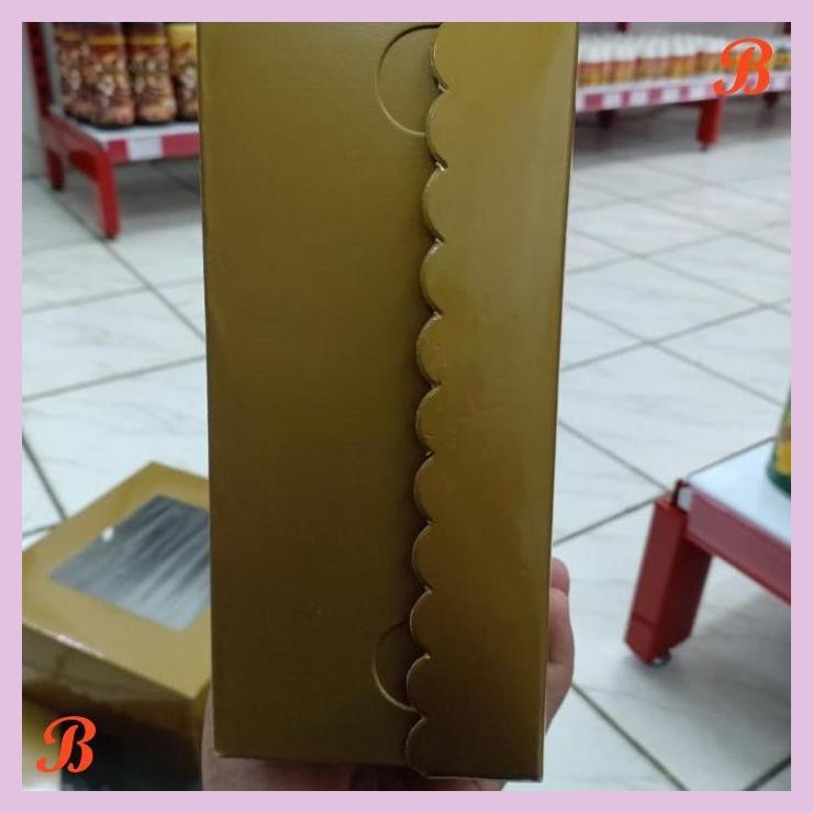 

| VRB | KOTAK EMAS 18X18