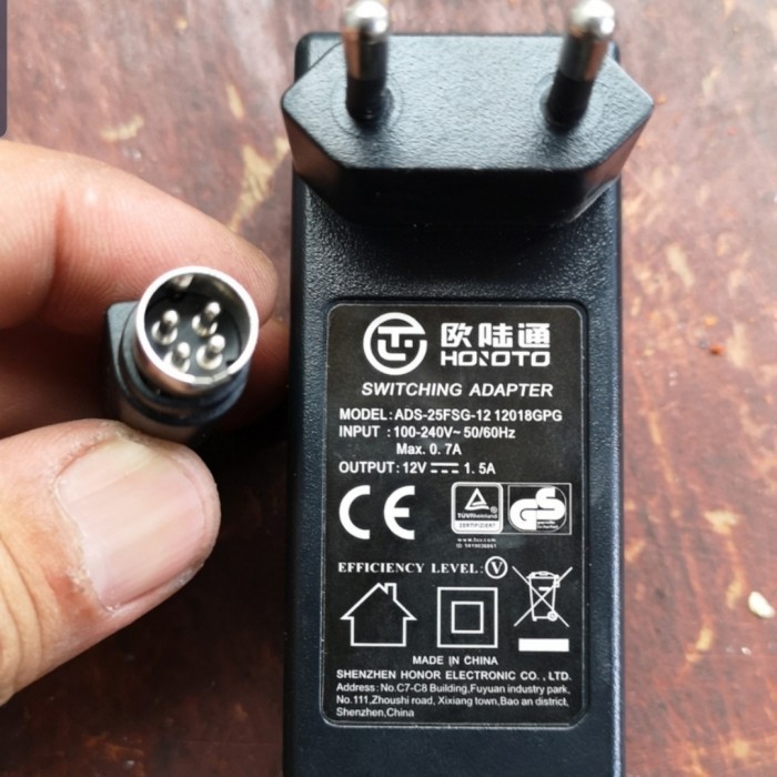 ADAPTOR 1.5A 12V 4 PIN ADAPTOR HIKVISION ORI ADAPTOR HOITO / HIOTO 1.5A 12V 4 PIN
