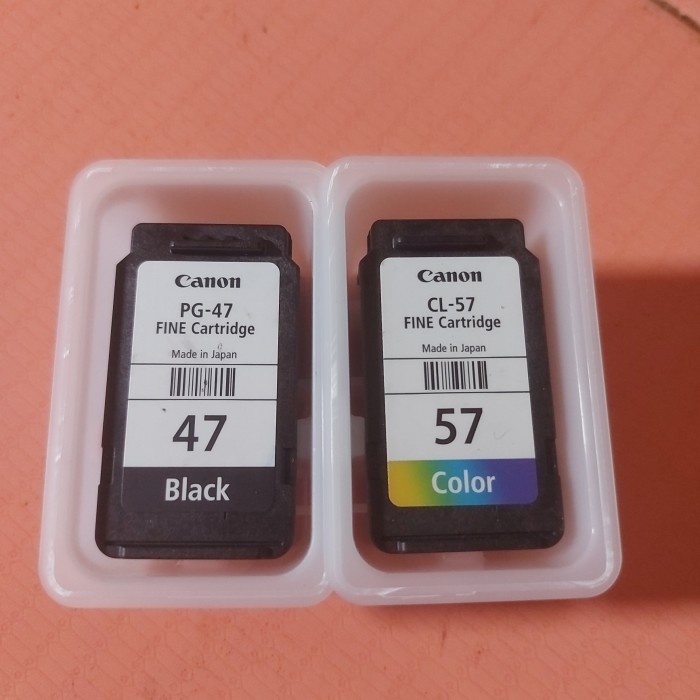 

Tinta canon 47 dan 57 recycel siap pake satu set