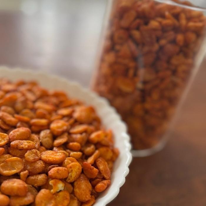 

BARANG TERLARIS Koro kupas pedas 1kg - snack food Cemilan Makanan Kering