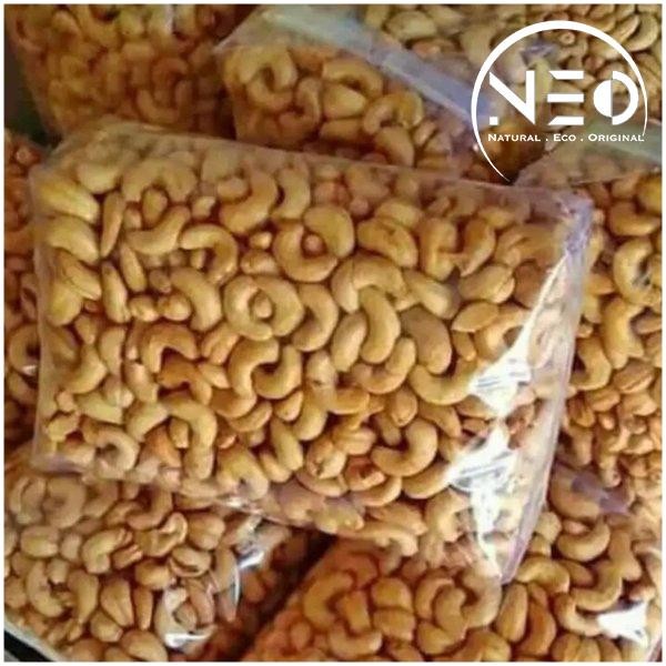 

BARANG TERLARIS Kacang Mete / Mede Mente Matang Goreng 250gr(1/4kg) Food Snacks