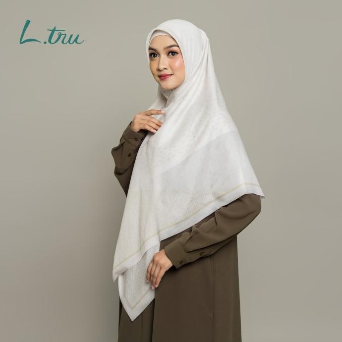 Miliki L.Tru - Hijab Square Printed 140