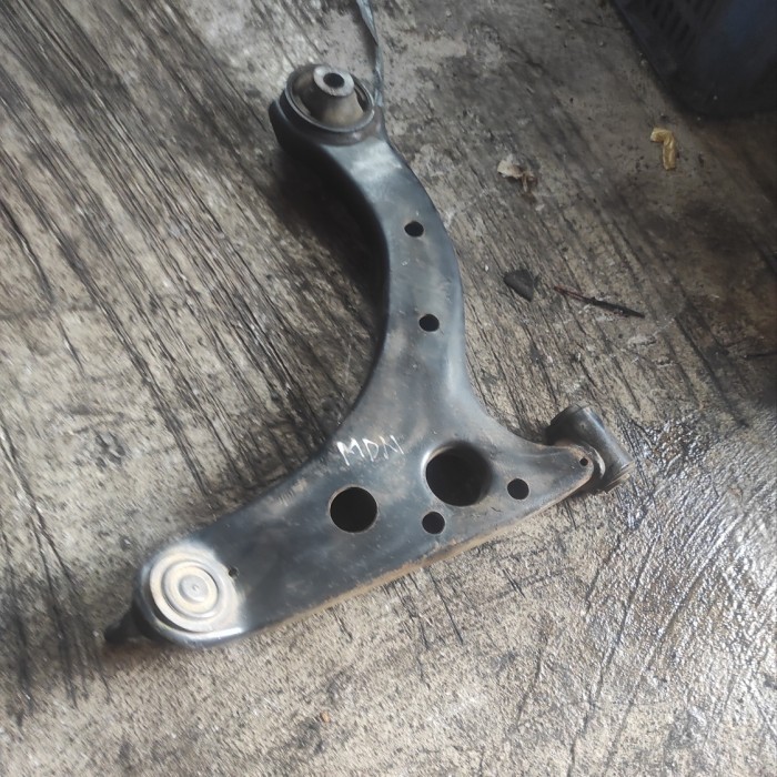 lower arm sayap depan Avanza Xenia original