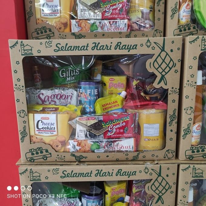 

PARCEL PAKET HAMPERS PARSEL LEBARAN MURAH L