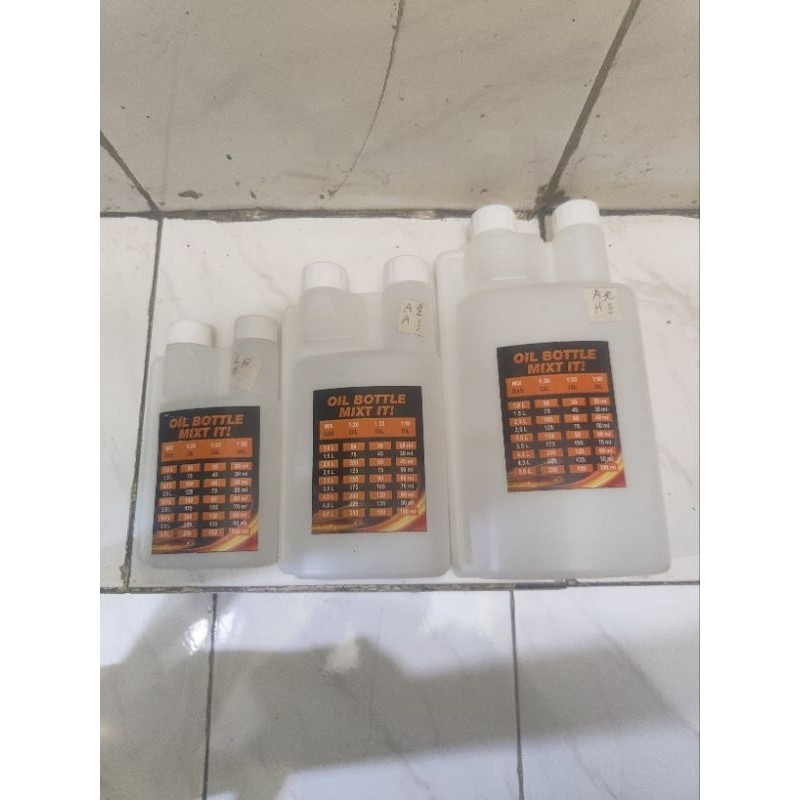 Botol Takaran Oli samping Vespa 250ml 500ml 1000ml
