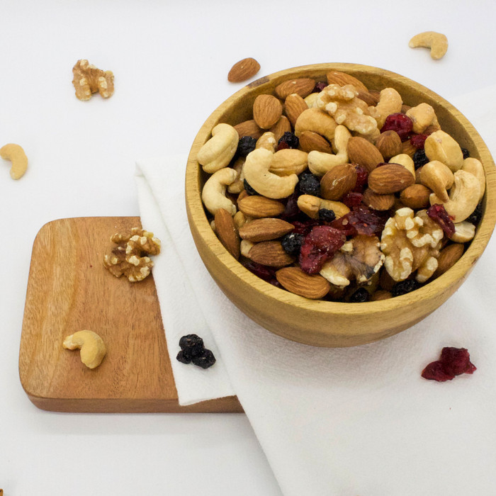 

Salted Mix Nut with Berries 500 gram / Kacang Campur Berries 500 gr