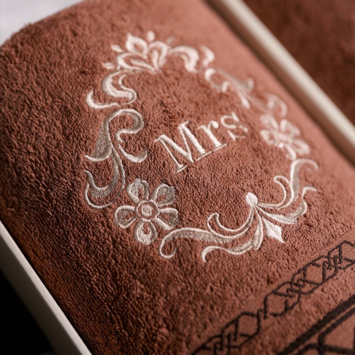 

GIFT WEDDING / SESERAHAN / COUPLE GIFT TOWEL CHELSEA + CUSTOM BORDIR