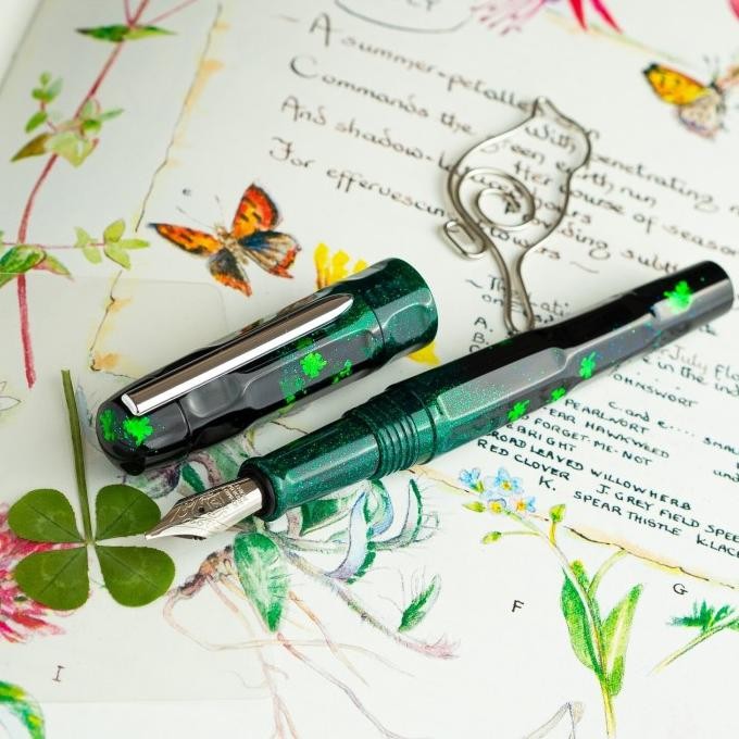 

BENU TALISMAN FOUNTAIN PEN