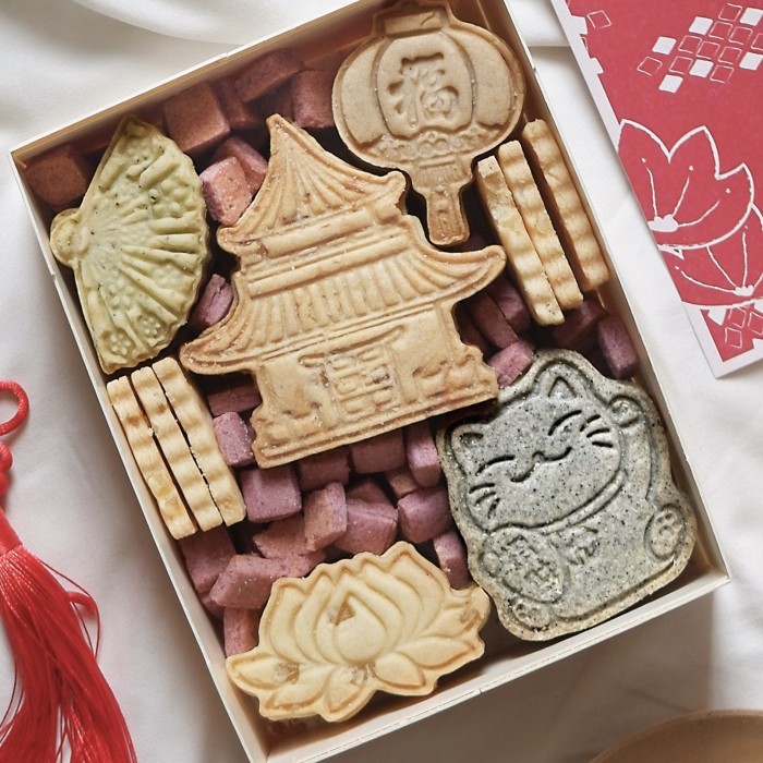 

Chinese New Year Assorted Cookies Hampers