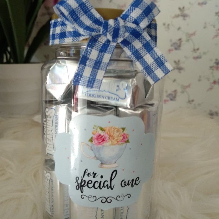 

New! coklat Treasure silver TB / HAMPERS NATAL / HAMPERS LEBARAN /IMLEK Idul Fitri