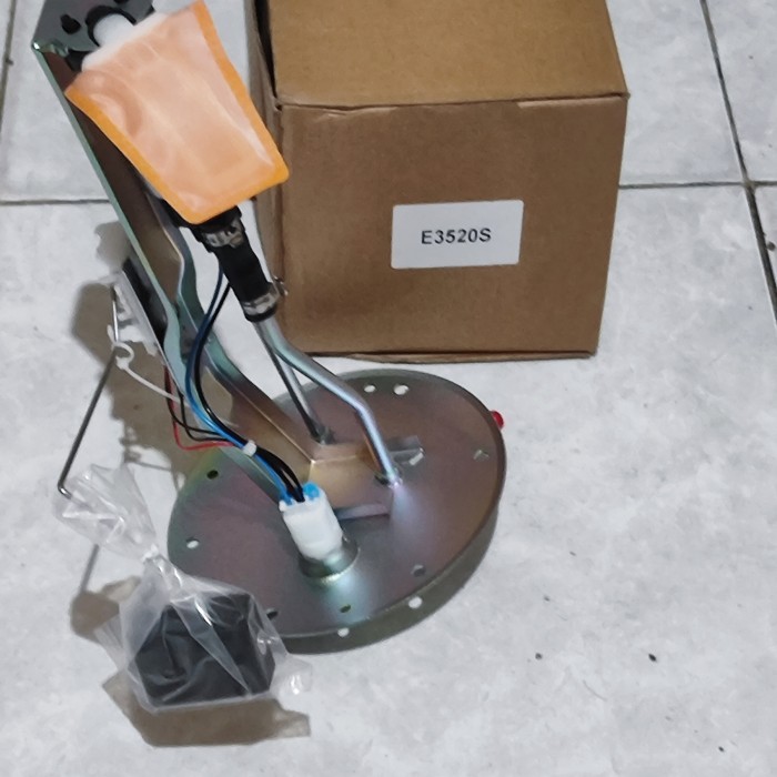 Pompa bensin fuel pump assy Escudo 2.0, Escudo 1.6  high quality