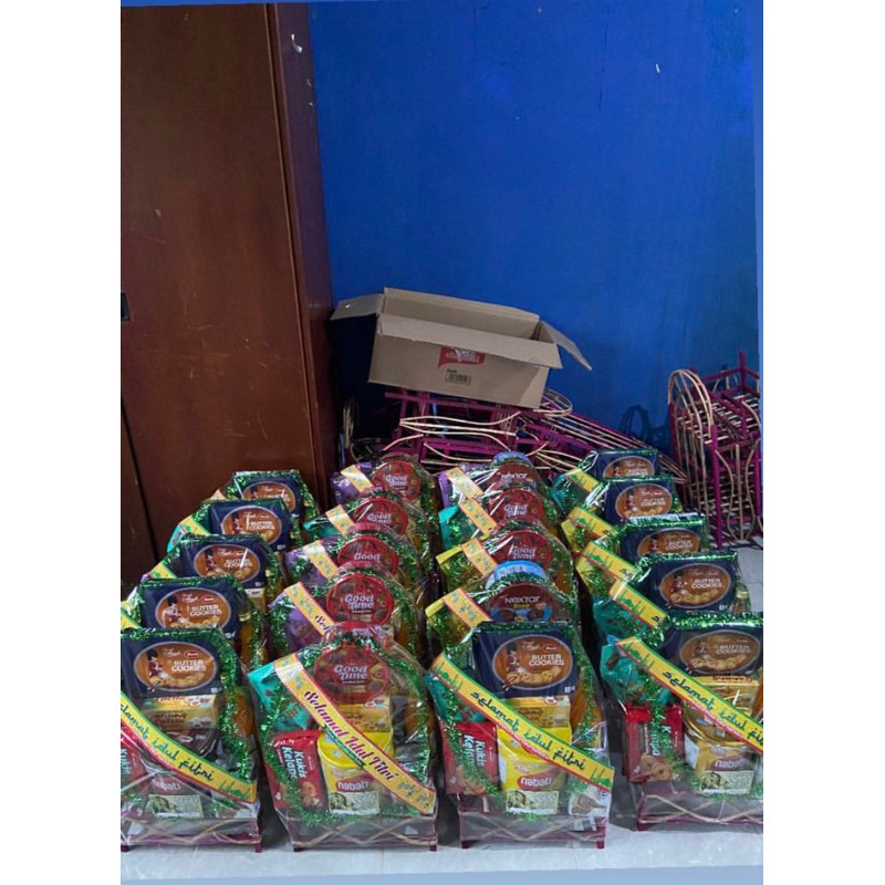 

PROMO TERBARU READY SIAP KIRIM Parsel lebaran hampers lebaran