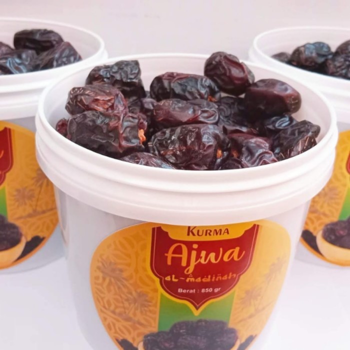 

kurma ajwa Madinah kurma nabi premium original kemasan ember 850 gram