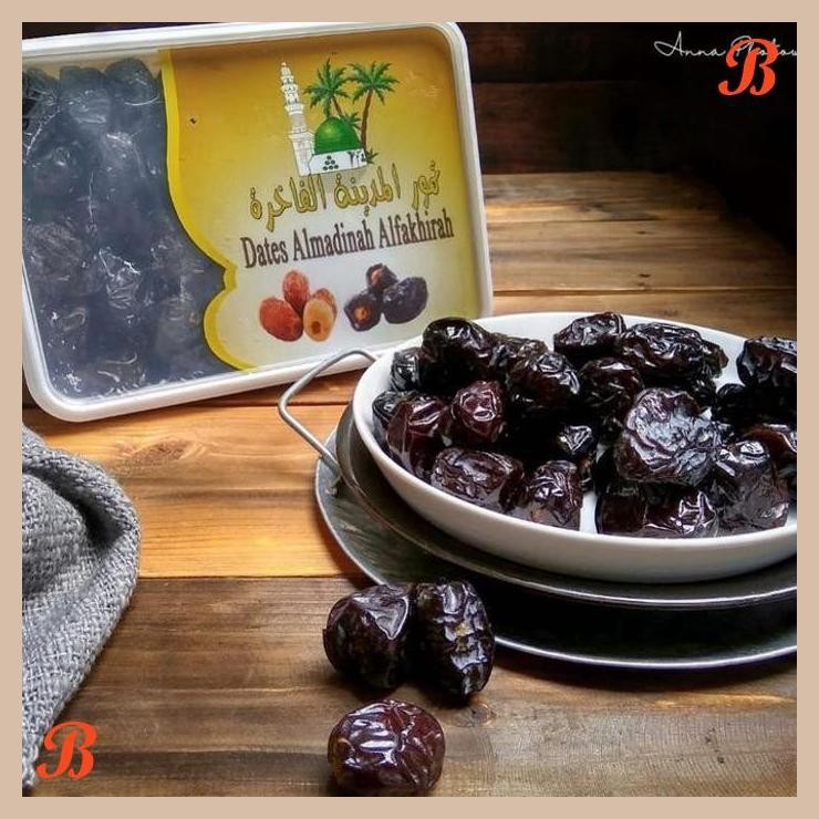

| KR | KURMA AJWA 1KG/ AJWA GRADE A TOPLES/ AJWA SUPER MURAH