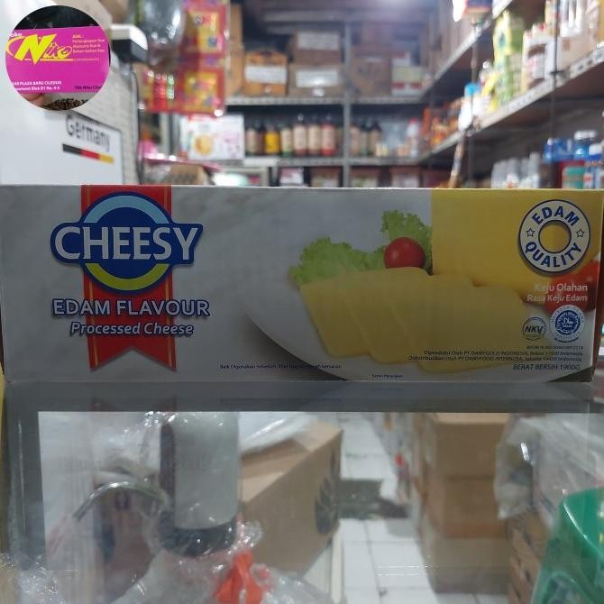 

KEJU EDAM CHEESY 2 KG KHUSUS GRAB DAN GOJEK