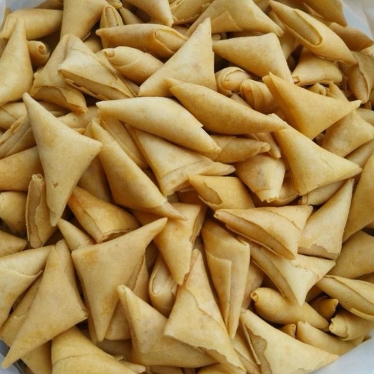 

SAMOSA ABON AYAM PEDAS MANIS SNACK SARIKAYA 250 GRAM