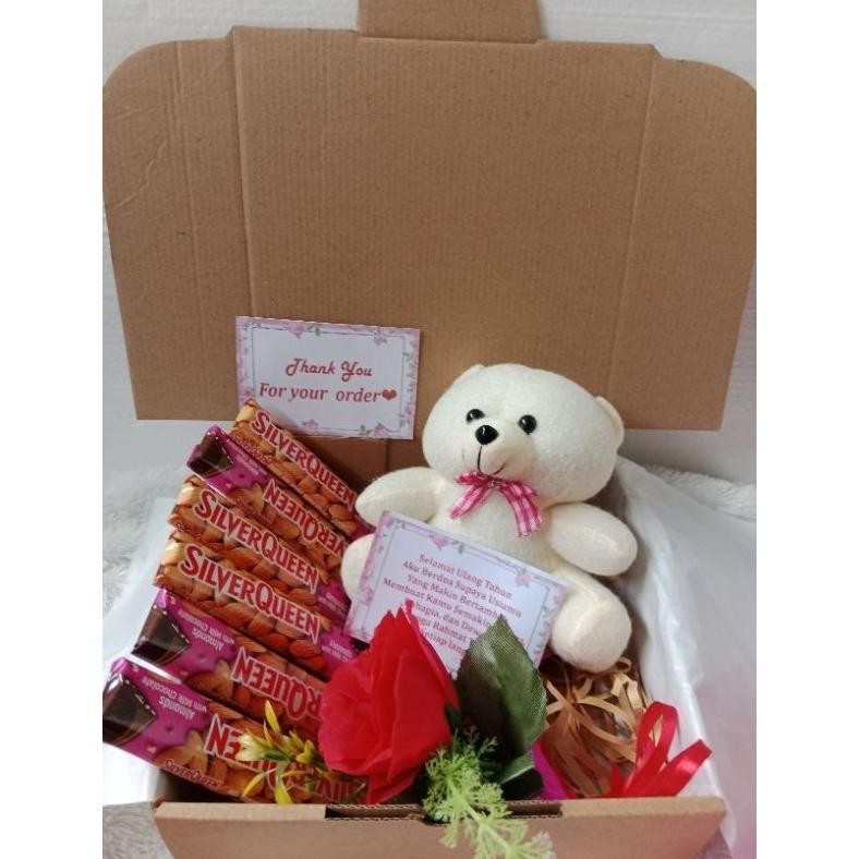 

PROMO hampers coklat/gif book hadiah valentine/ ultah /wisuda dll un-1