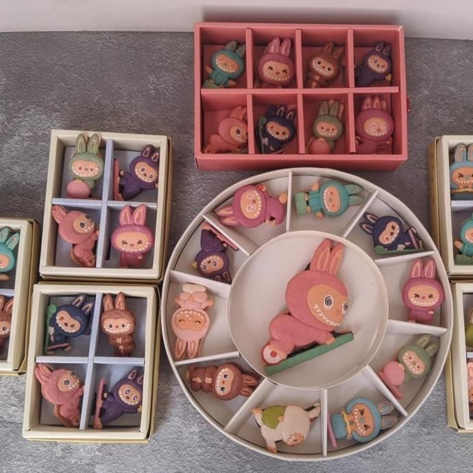 

Terbaru Laris!, Labubu The Monster Yoga Macaron