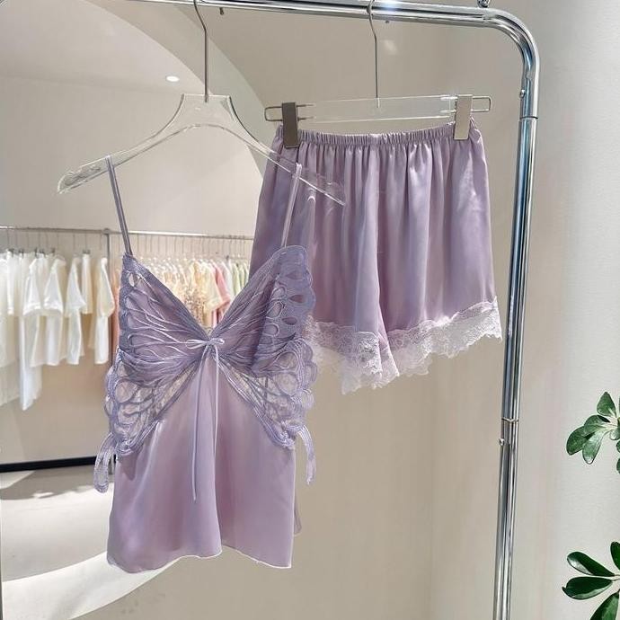 

Jessy - Setelan Lingerie Cantik - Lingerie Motif Cantik - Baju Tidur Elegant - Lingerie One Set - Baju Dinas Malam Cantik Original