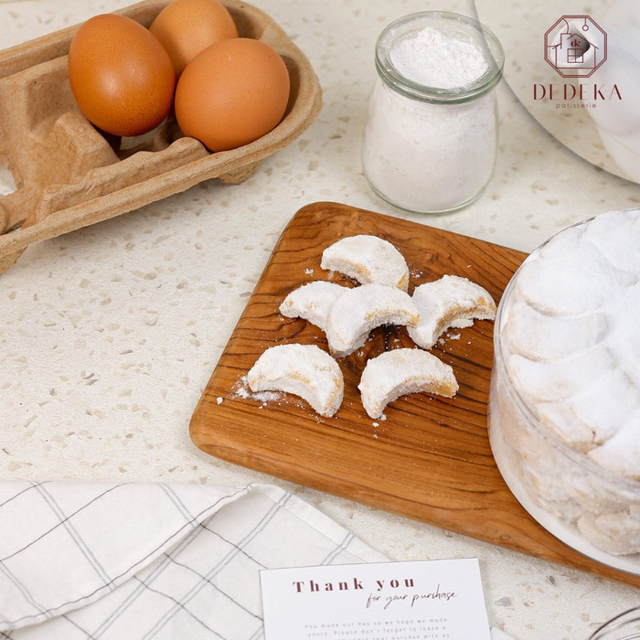 

Kue Putri Salju Wisman Premium