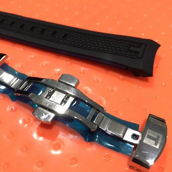 TALI JAM TANGAN TISSOT RUBBER CURVED 22MM Terlaris