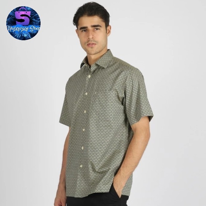 Kemeja Pria Guy Laroche Brown Brone .Original 100%. Lengan Pendek