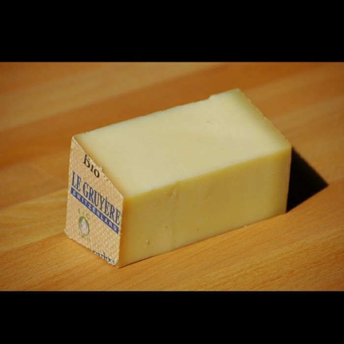 

Keju Swiss gruyere cheese 3 Kg up