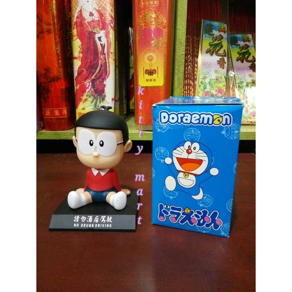 READY PAJANGAN MOBIL DASHBOARD BONEKA GOYANG DORAEMON NOBITA