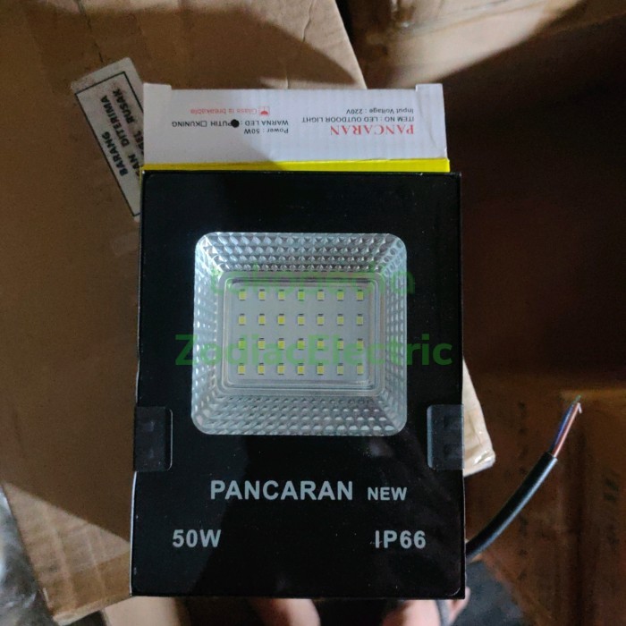 Lampu Sorot 50Watt / Lampu Tembak Led 50Watt / Floodlight 50Watt