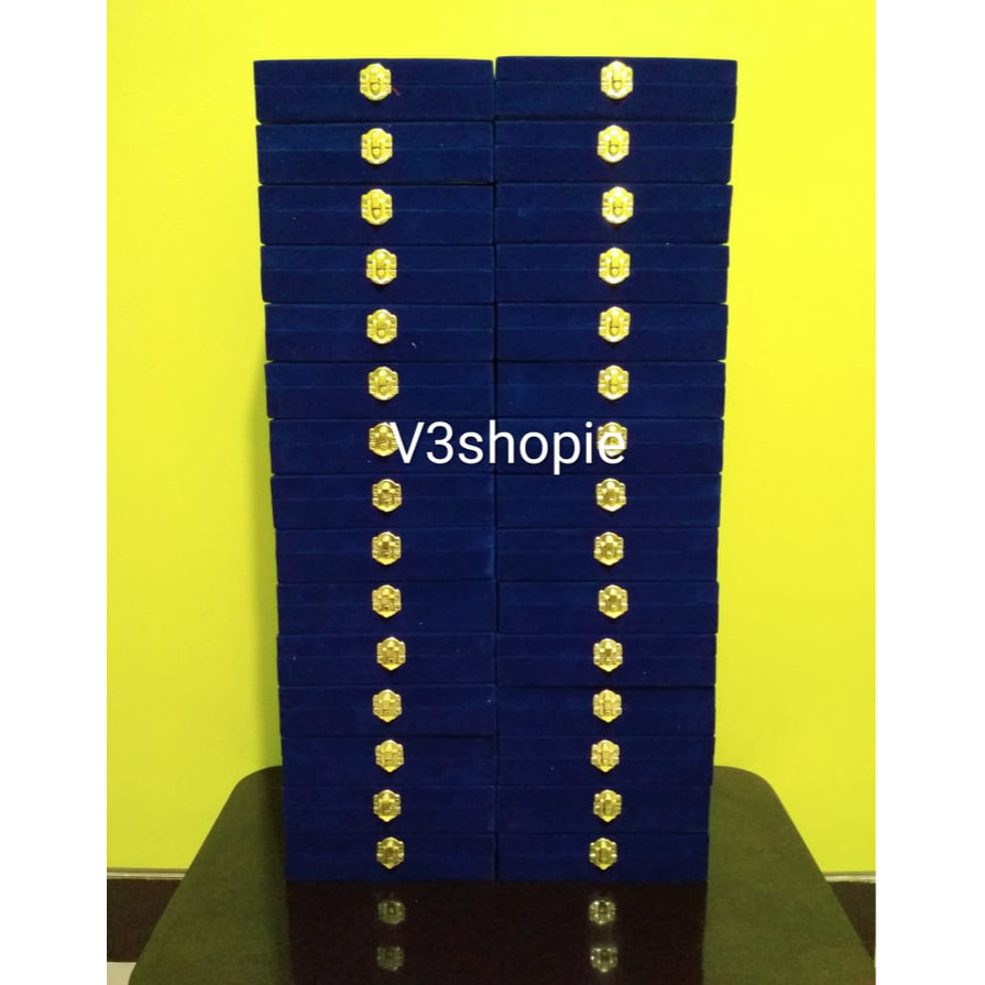 

Box Bludru Murah, Box Plakat, Box Souvenir, Box Kado