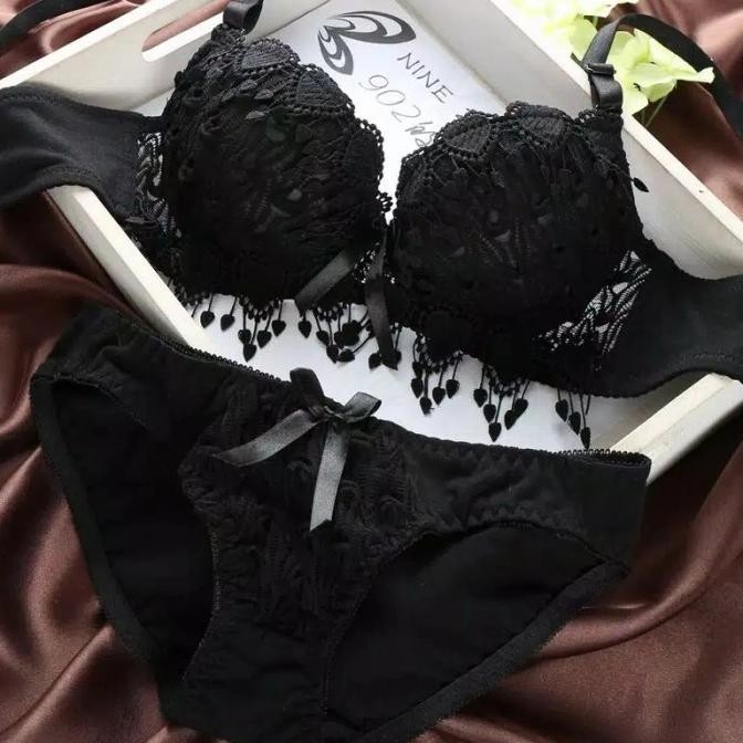 Set Bra dan CD Celana Dalam Sexy seksi Wanita Cewek Renda Busa Tebal gm