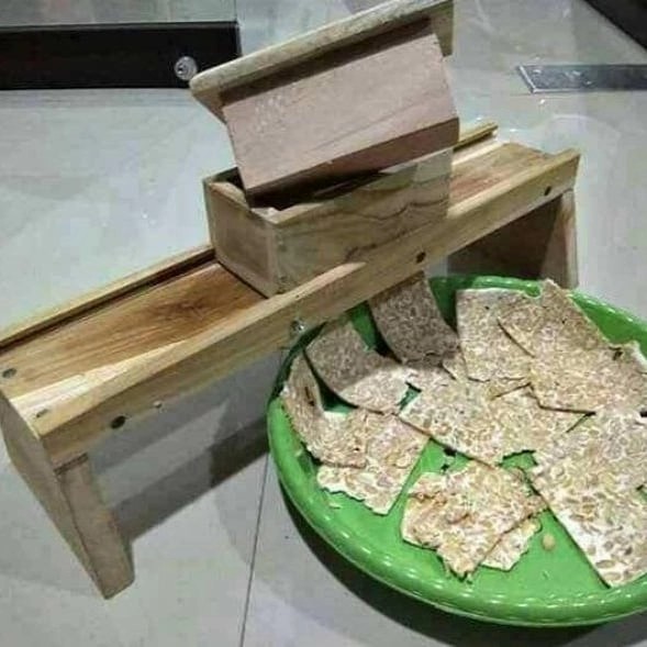 

TERUJI alat pengiris tempe-pasah kripik-pasah bawang