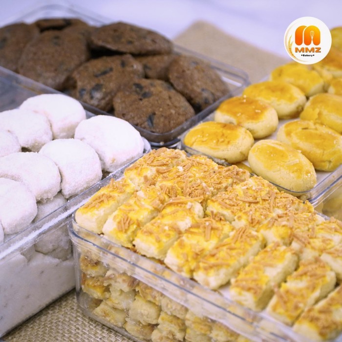 

Kue Lebaran Kering Paket Nastar Kastangel Putri Salju Choco Chips Asli