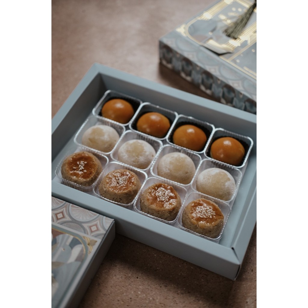 

CHANDANI - Thegifthings hampers idul fitri 2025/ hampers lebaran / parcel kue kering / nastar putri