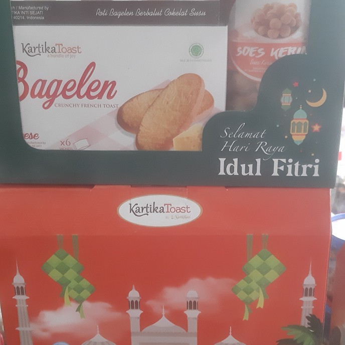 

PAKET KUE LEBARAN KARTIKA SARI BANDUNG / ISI 3