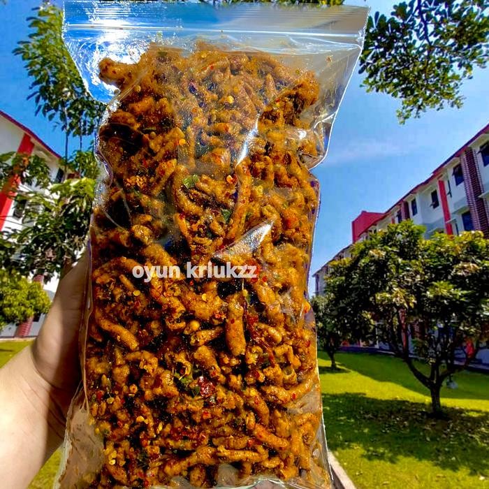 

KERIPIK USUS AYAM PEDAS DAUN JERUK 500GR KERING MAKANAN FOOD SNACK CEMILAN KERUPUK