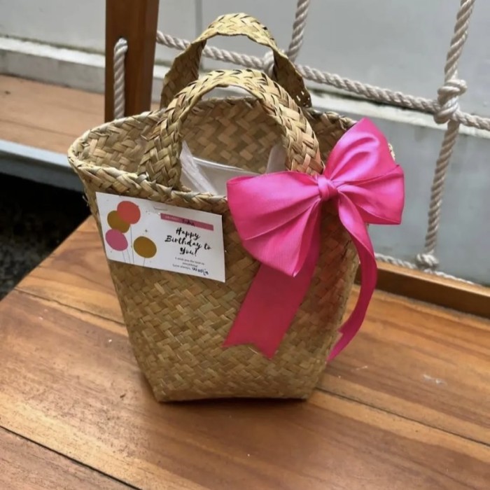 

HAMPERS, LEBARAN, BINGKISAN, IDUL FITRI, PAKET DIMSUM OR BENTO FROZEN