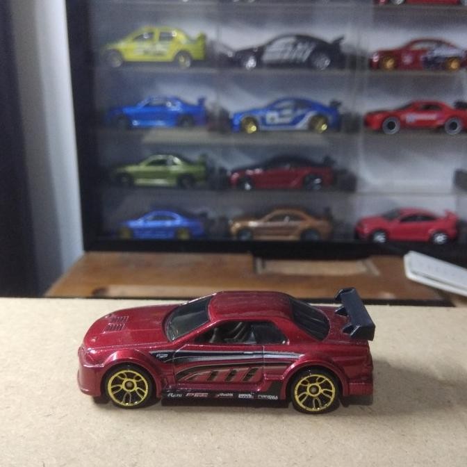 PROMO HOT WHEELS NISSAN GTR R32